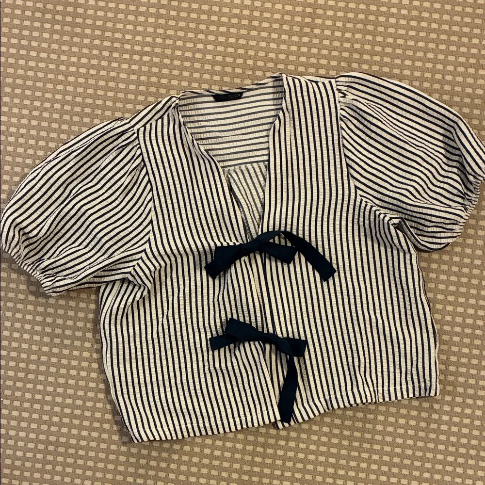 Zara Blue and Cream Striped Blouse - Picture 2 of 6